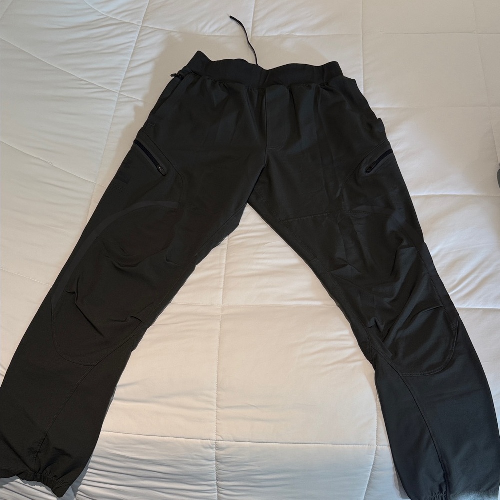 Under Armour Unstoppable Cargo Pants